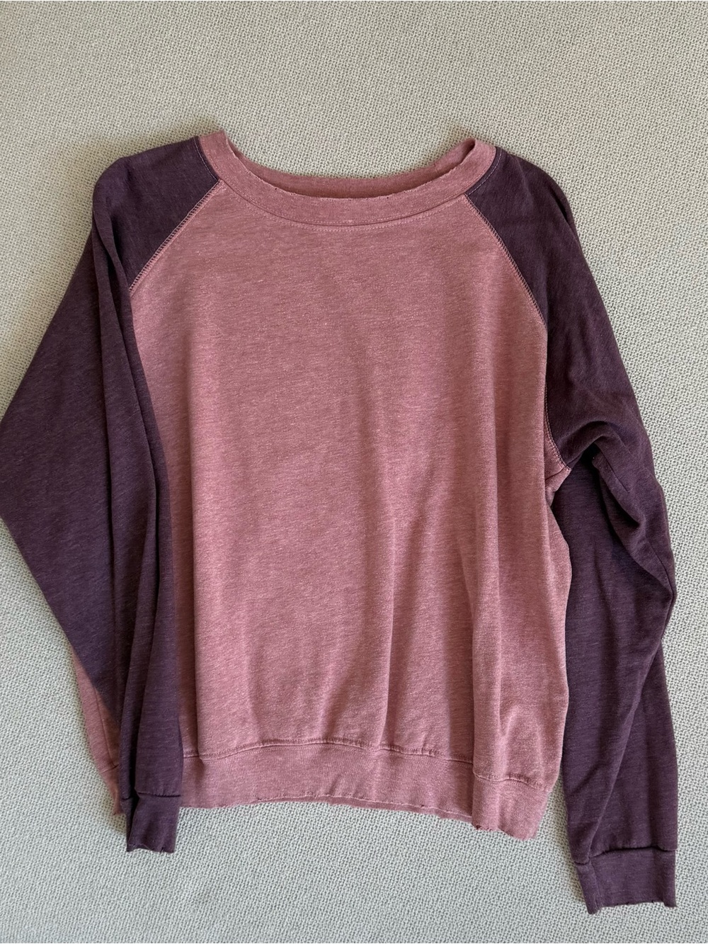 Treasure & Bond Two-Tone Mauve Crewneck Sweatshirt